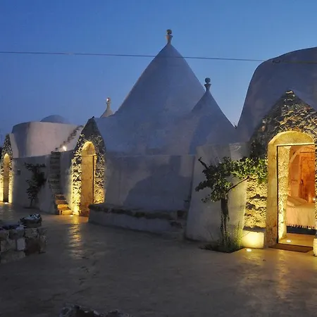 Trulli Cristallo San Michele Salentino